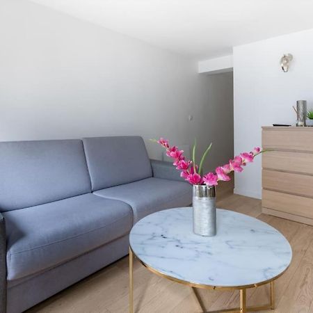 Grands Boulevards 42 Appartement Cosy 1 Br-4P Париж Екстериор снимка