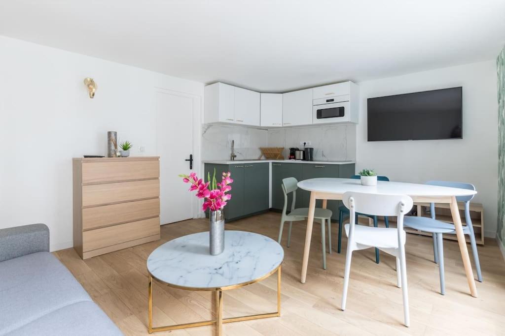 Grands Boulevards 42 Appartement Cosy 1 Br-4P Париж Екстериор снимка